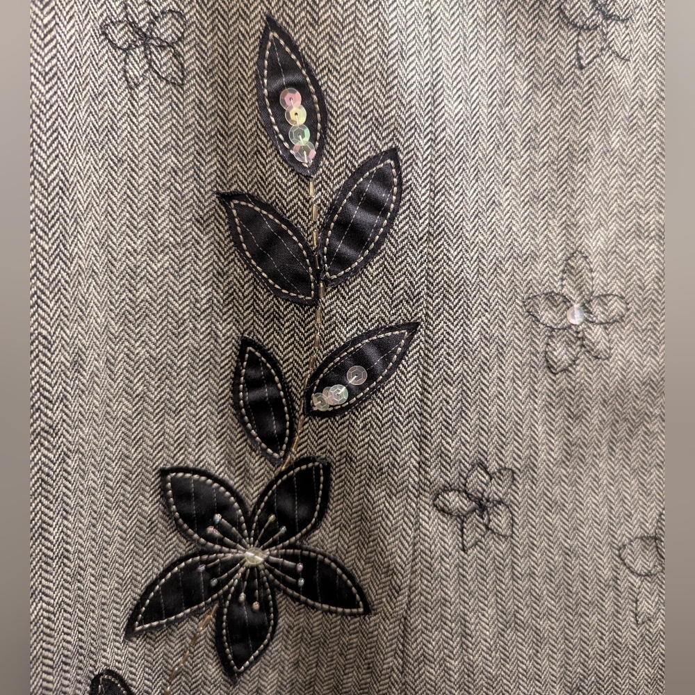 Jones New York Country Wool Blend Black/White Herringbone Embroidered Skirt- 6 - Picture 4 of 12